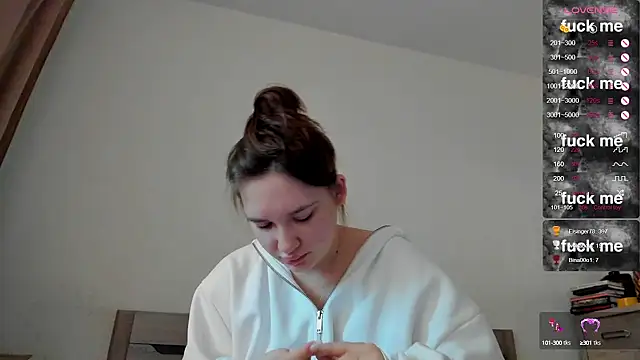 Holly Molii online show from 02-18-25, 08:16