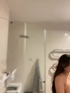 Holly Molii online show from 03-09-25, 06:17