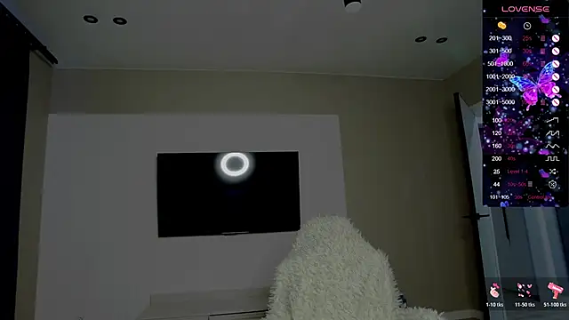 Holly Molii online show from 12-02-25, 03:12