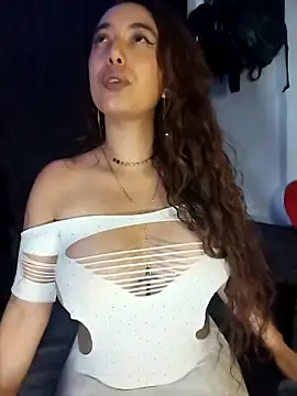 liannalee  online show from 09-16-25, 08:43