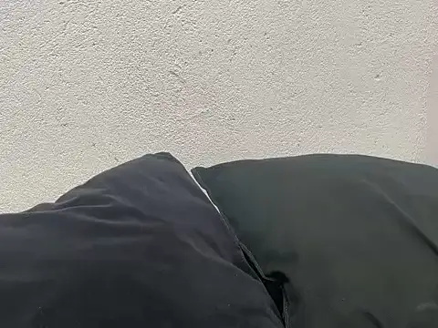 Snapshot of Akaerizz chatting on 09-10-25, 06:02 Akaerizz online show from 09-10-25, 06:02