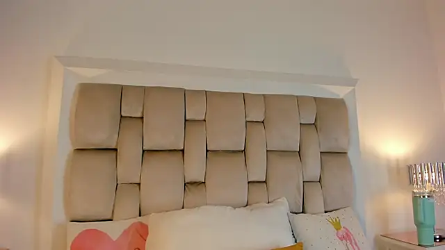 SamanthaBrown69 online show from 10-10-25, 03:38