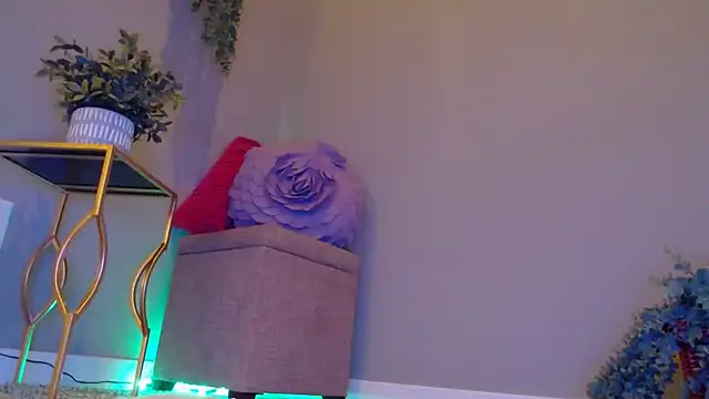 Naughty pussy2cum online show from 12-30-24, 10:21