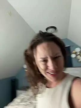 Naughty pussy2cum online show from 02-07-25, 07:07