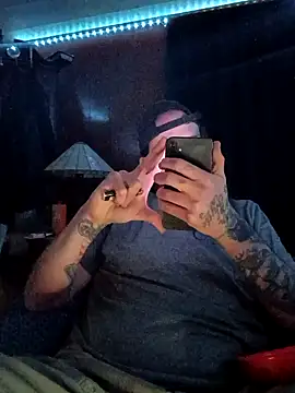 RobStrokes215 online show from 12-18-25, 09:04