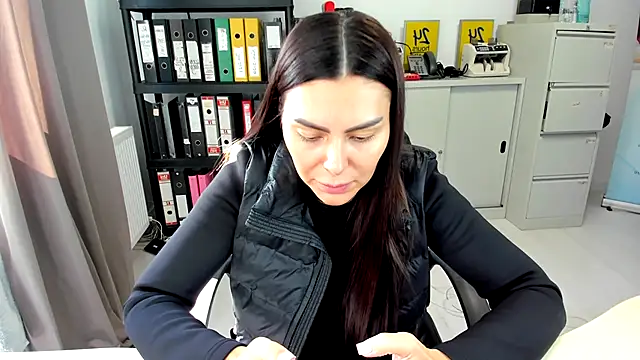 kilenyapatrice online show from 10-11-25, 09:52