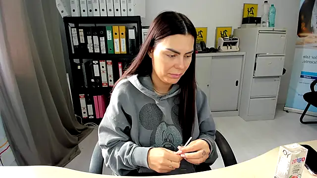 kilenyapatrice online show from 10-14-25, 10:16