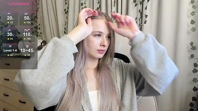 Snapshot of mell_milles chatting on 01-08-26, 02:30 mell milles online show from 01-08-26, 02:30