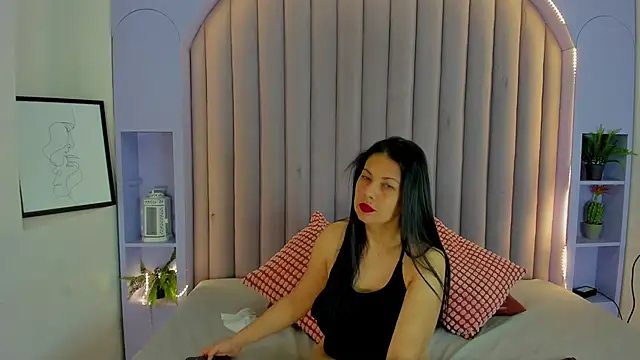 JaylaScott   online show from 12-01-25, 11:48