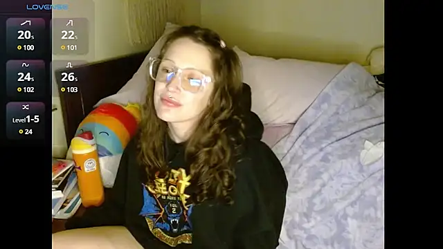 Snapshot of kennyyyXxX chatting on 01-11-25, 04:48 kennyyyXxX online show from 01-11-25, 04:48