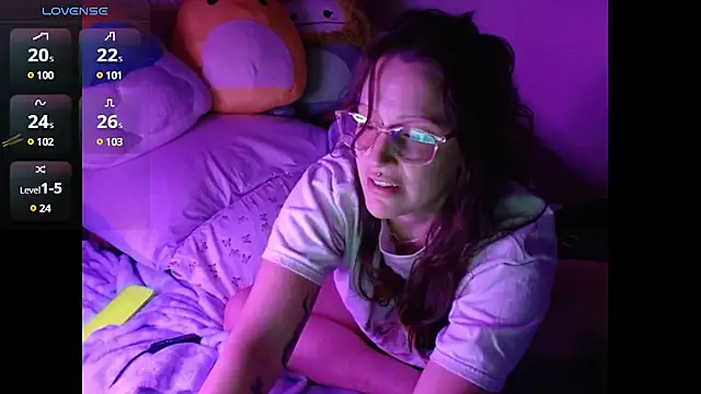 Snapshot of kennyyyXxX chatting on 01-18-25, 03:53 kennyyyXxX online show from 01-18-25, 03:53