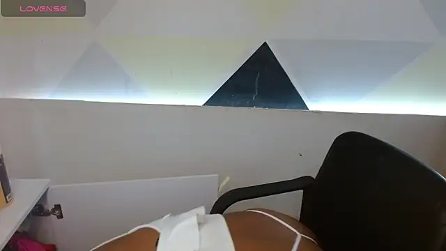 NatashaDormat online show from 11-20-25, 01:00