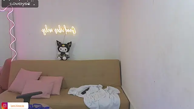 Snapshot of hina_tay chatting on 02-06-25, 10:26 hina tay online show from 02-06-25, 10:26