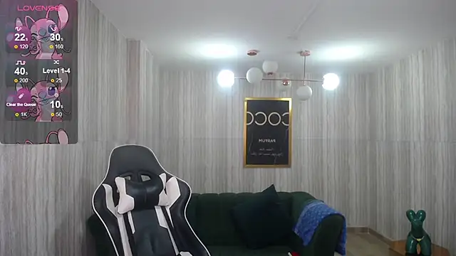 Snapshot of Rachel_t_ chatting on 12-10-24, 11:00 Rachel t  online show from 12-10-24, 11:00