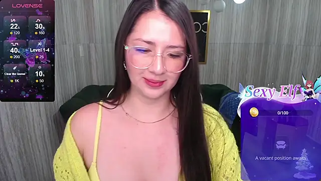 Snapshot of Rachel_t_ chatting on 12-13-24, 11:02 Rachel t  online show from 12-13-24, 11:02