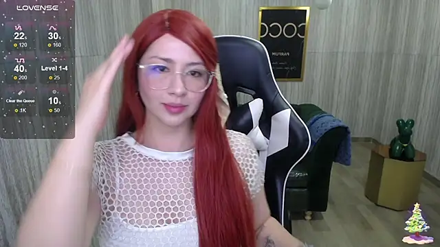 Snapshot of Rachel_t_ chatting on 12-14-24, 10:56 Rachel t  online show from 12-14-24, 10:56