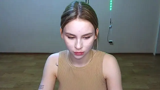 doll barbieee online show from 03-13-25, 06:56