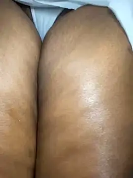 Curveysinaa online show from 02-22-25, 05:13