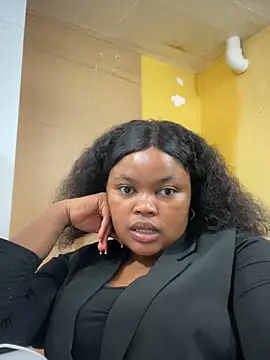 Curveysinaa online show from 03-04-25, 08:13