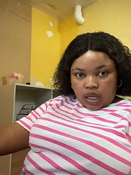 Curveysinaa online show from 03-07-25, 07:52