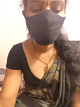 Snapshot of tina_rosy chatting on 12-10-24, 07:32 tina rosy online show from 12-10-24, 07:32