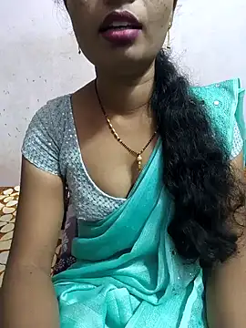 Snapshot of tina_rosy chatting on 01-01-25, 05:44 tina rosy online show from 01-01-25, 05:44