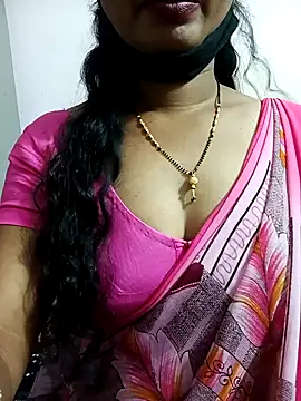 Snapshot of tina_rosy chatting on 02-04-25, 09:31 tina rosy online show from 02-04-25, 09:31