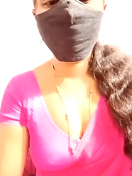 Snapshot of tina_rosy chatting on 02-18-25, 05:53 tina rosy online show from 02-18-25, 05:53