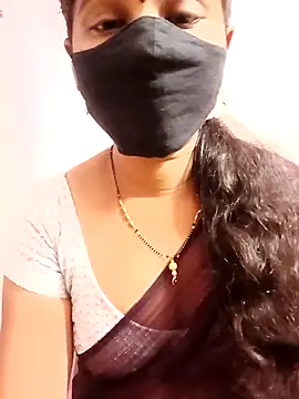 Snapshot of tina_rosy chatting on 03-01-25, 05:38 tina rosy online show from 03-01-25, 05:38