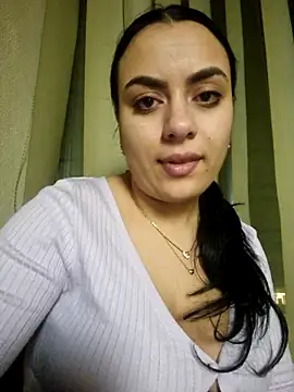 Snapshot of ElyzaIbarra chatting on 02-22-25, 03:12 ElyzaIbarra online show from 02-22-25, 03:12