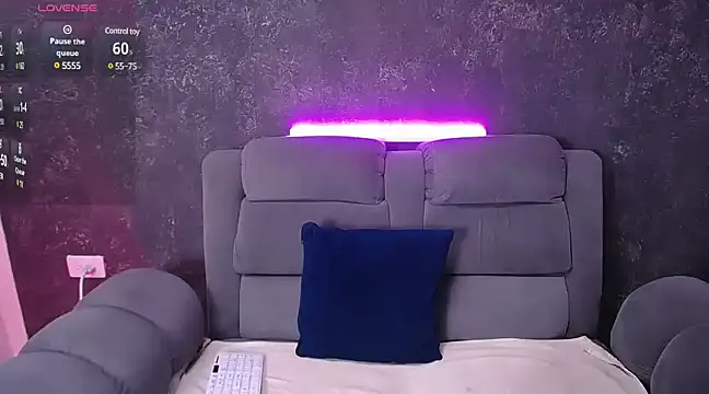 hannaa jhoonson online show from 12-12-24, 06:42