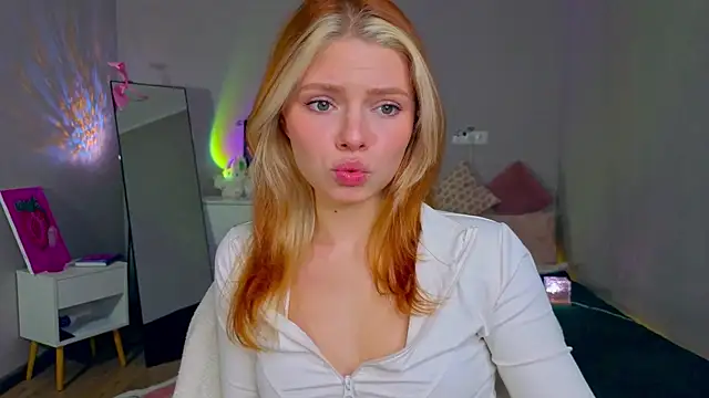 Red  Candy online show from 11-16-25, 12:00