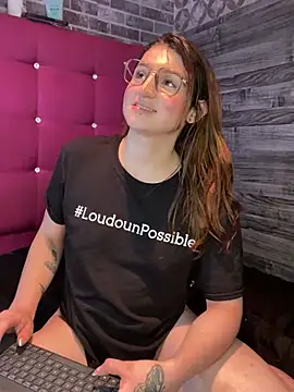 Snapshot of kamel-ayesha chatting on 12-19-24, 06:34 kamel-ayesha online show from 12-19-24, 06:34