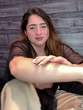 Snapshot of kamel-ayesha chatting on 01-17-25, 06:44 kamel-ayesha online show from 01-17-25, 06:44