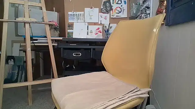 Snapshot of naughtyonbicycle chatting on 02-12-26, 02:34 naughtyonbicycle online show from 02-12-26, 02:34