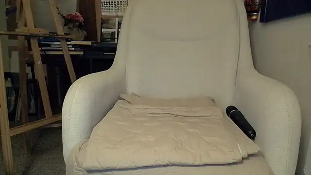 Snapshot of naughtyonbicycle chatting on 02-23-26, 02:42 naughtyonbicycle online show from 02-23-26, 02:42