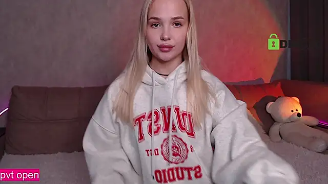 Snapshot of 88_lolli chatting on 12-16-24, 08:20 88 lolli online show from 12-16-24, 08:20