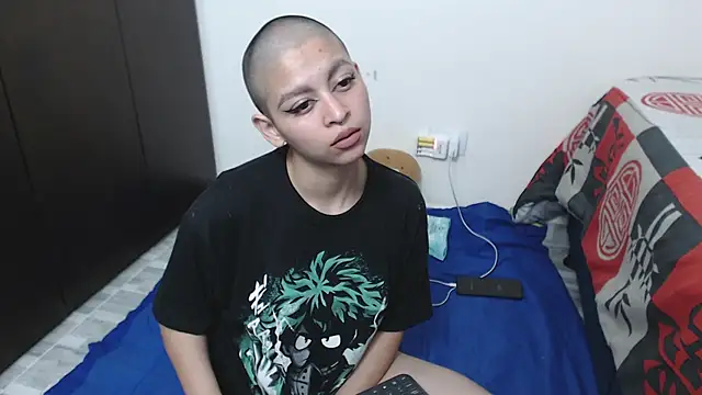 Bitsy Messy online show from 12-12-24, 02:04