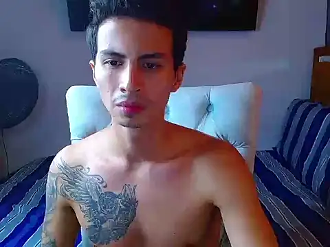 Velk hot online show from 04-18-26, 07:07