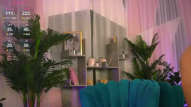 Snapshot of VivianneSteinX chatting on 03-22-25, 04:14 VivianneSteinX online show from 03-22-25, 04:14