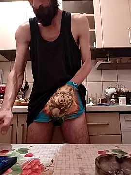 Snapshot of vulpe8400 chatting on 03-05-25, 05:18 vulpe8400 online show from 03-05-25, 05:18