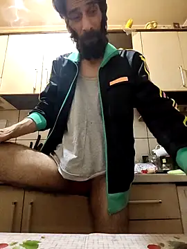 Snapshot of vulpe8400 chatting on 03-19-25, 10:20 vulpe8400 online show from 03-19-25, 10:20