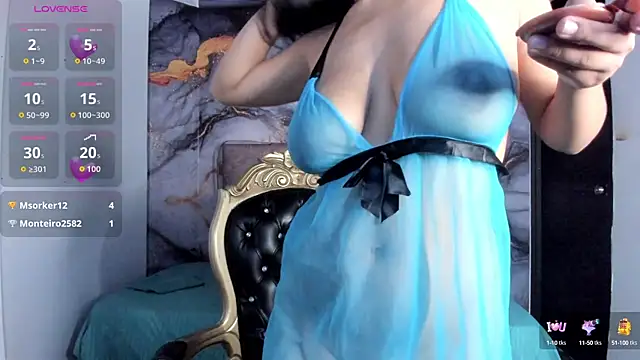 Snapshot of LuciaMoretti_ chatting on 09-23-25, 12:19 LuciaMoretti online show from 09-23-25, 12:19