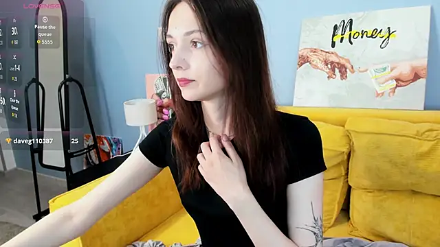 Kira Ke11y online show from 09-18-25, 04:47