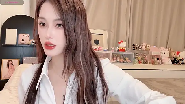 Snapshot of Neyllar chatting on 02-12-25, 04:22 Neyllar online show from 02-12-25, 04:22