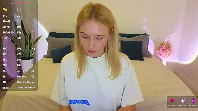 AlisssaRose online show from 12-03-25, 09:13