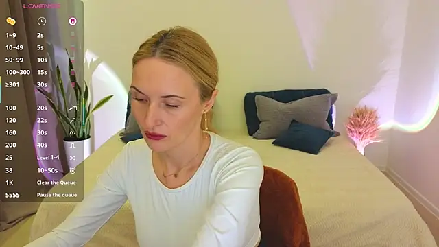 AlisssaRose online show from 12-22-25, 08:28