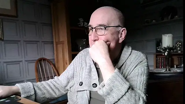 Adamdaddybear online show from 01-08-25, 02:56