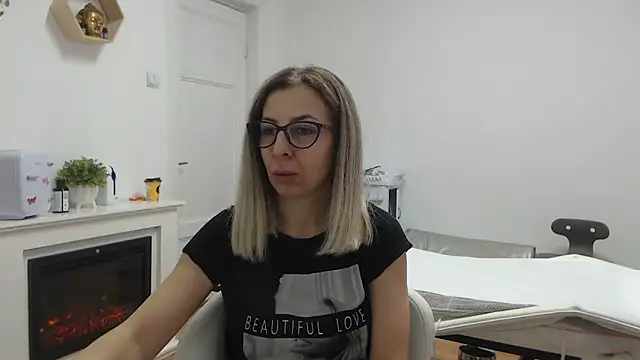 SukyGirl online show from 12-28-24, 09:09