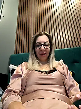 SukyGirl online show from 12-30-24, 07:59